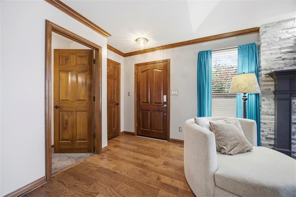 9726 Reeder Street — photo 12