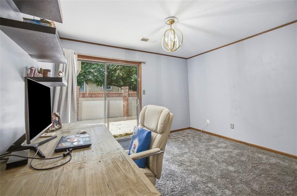 9726 Reeder Street — photo 17