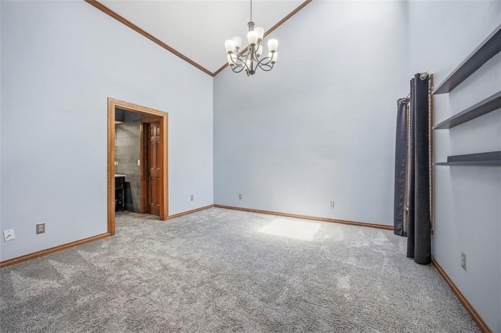 9726 Reeder Street — photo 27