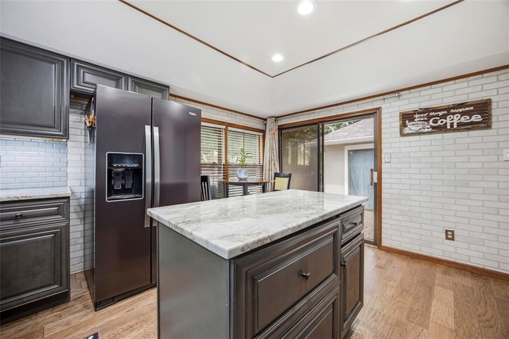 9726 Reeder Street — photo 33