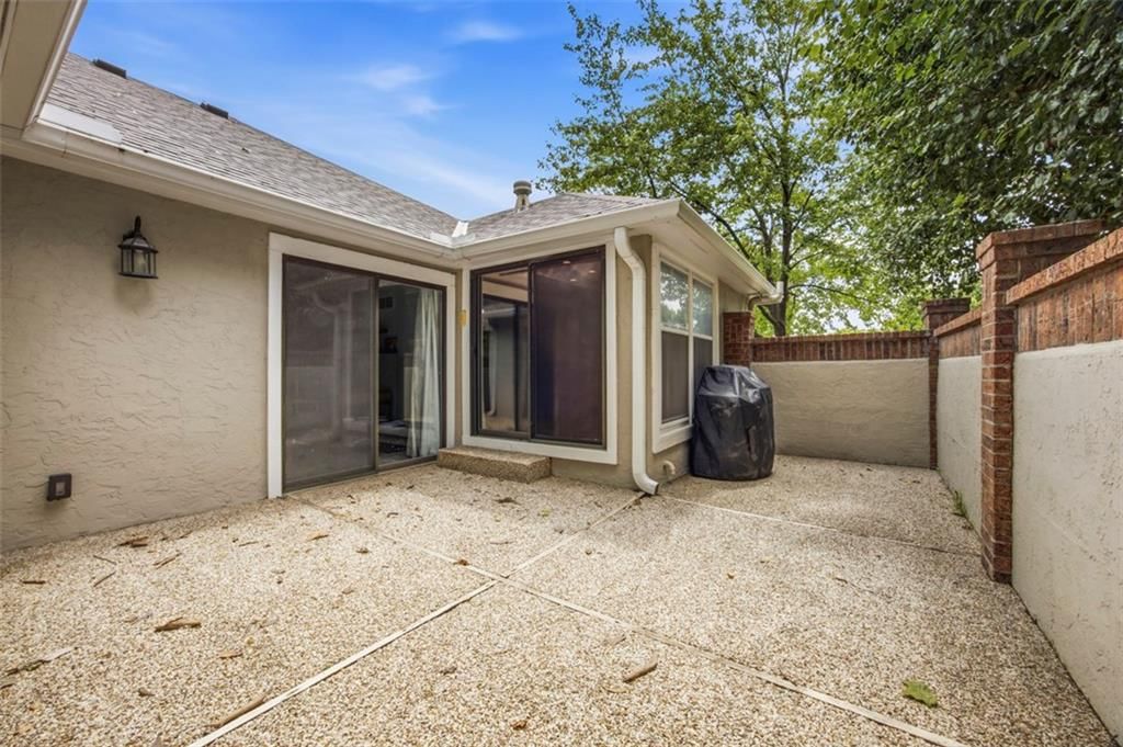 9726 Reeder Street — photo 38