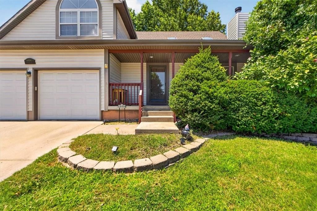 16404 GUDGELL Court — photo 4