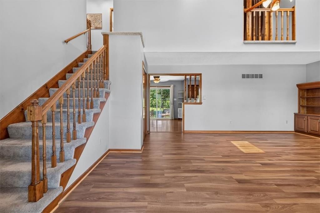 16404 GUDGELL Court — photo 9