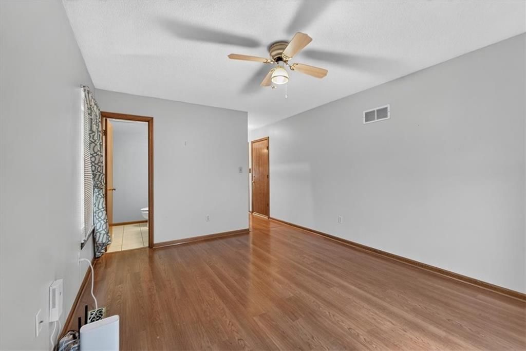 16404 GUDGELL Court — photo 30