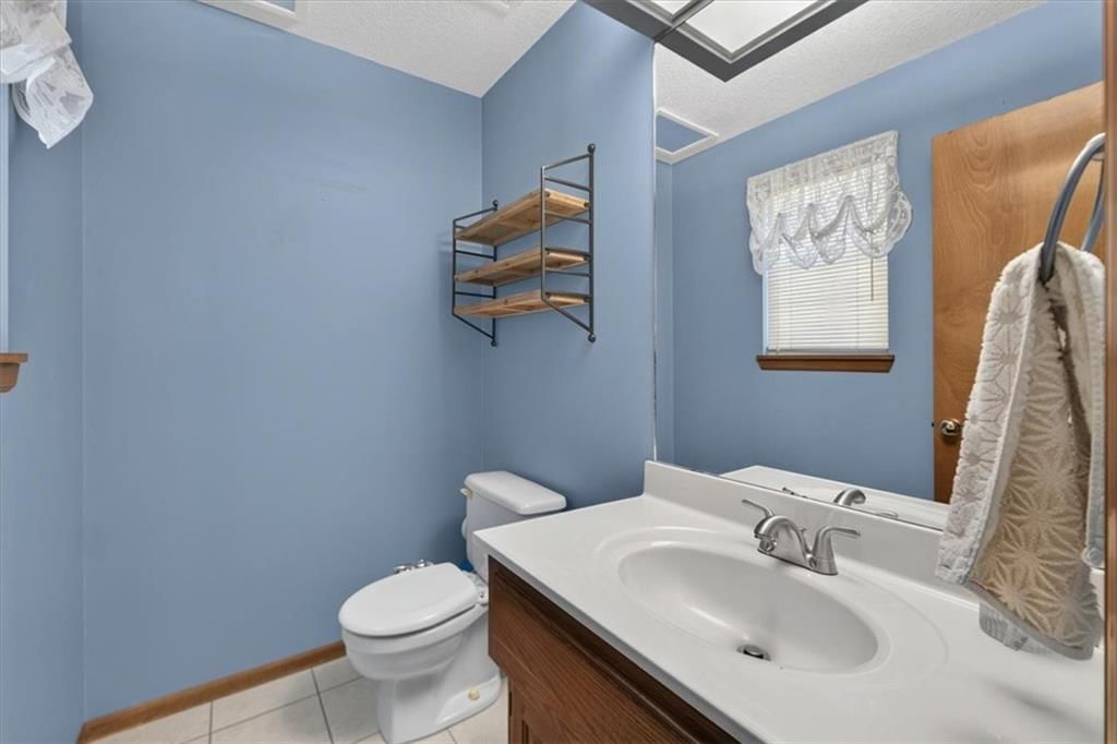 16404 GUDGELL Court — photo 32