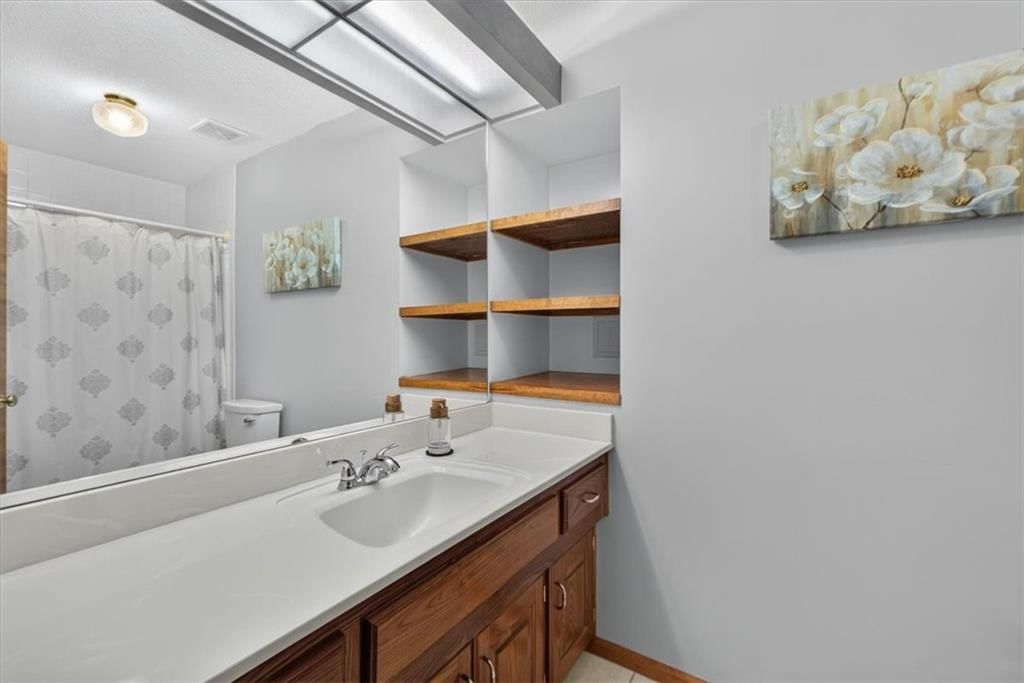 16404 GUDGELL Court — photo 39
