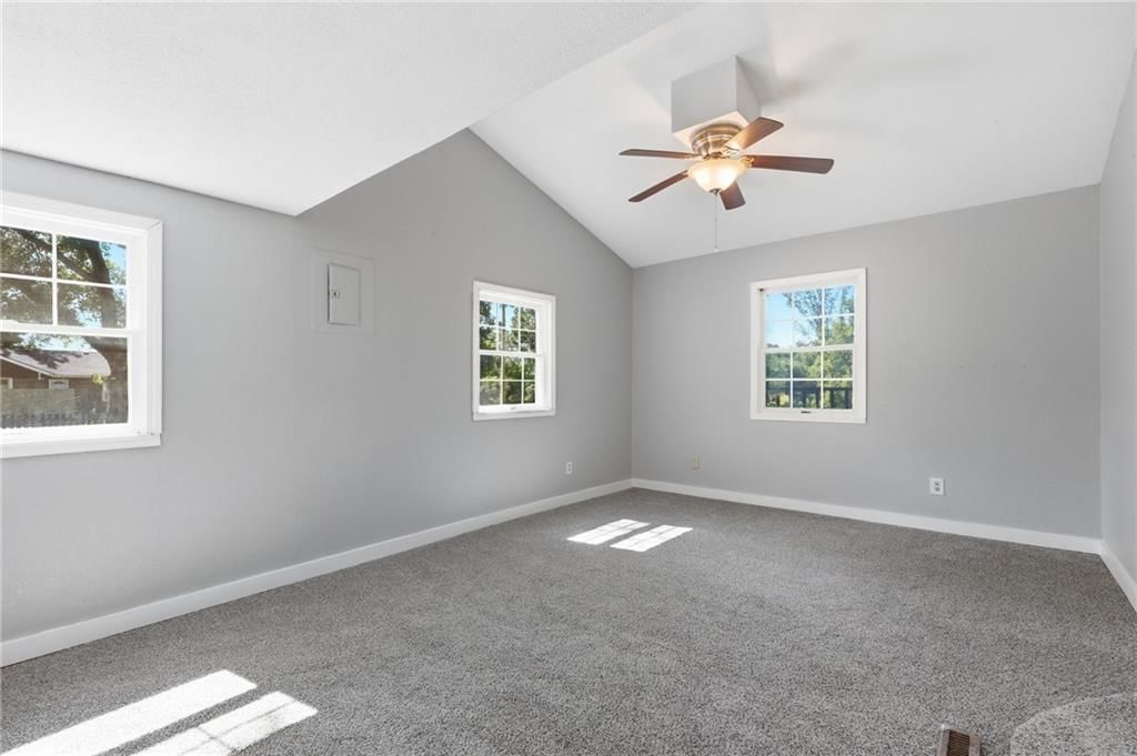 2278 Jayhawk Road — photo 14