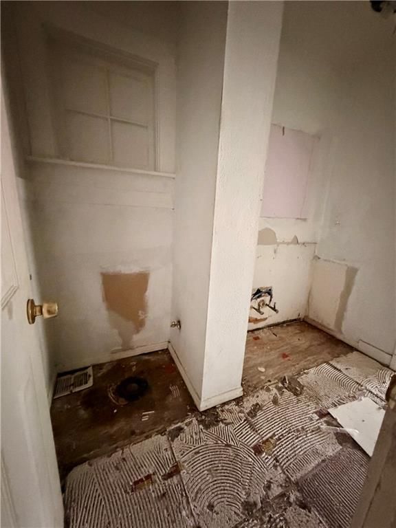 4026 E 67TH Terrace — photo 9