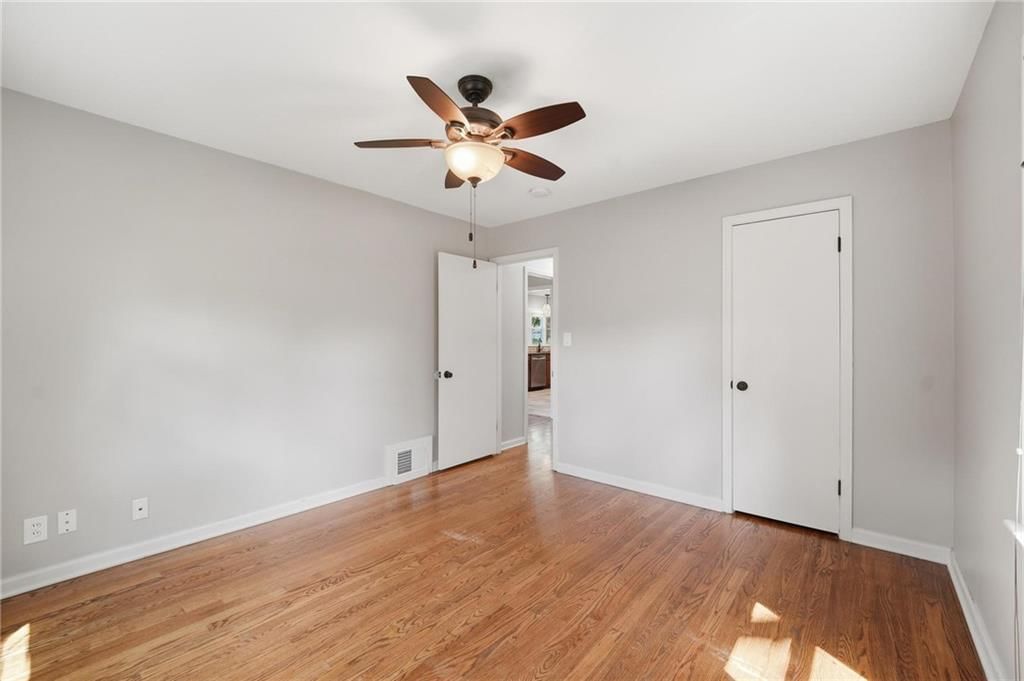 7423 Glenwood Lane — photo 20