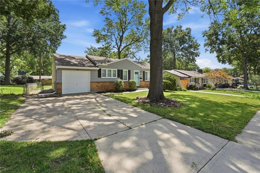 7423 Glenwood Lane — photo 31