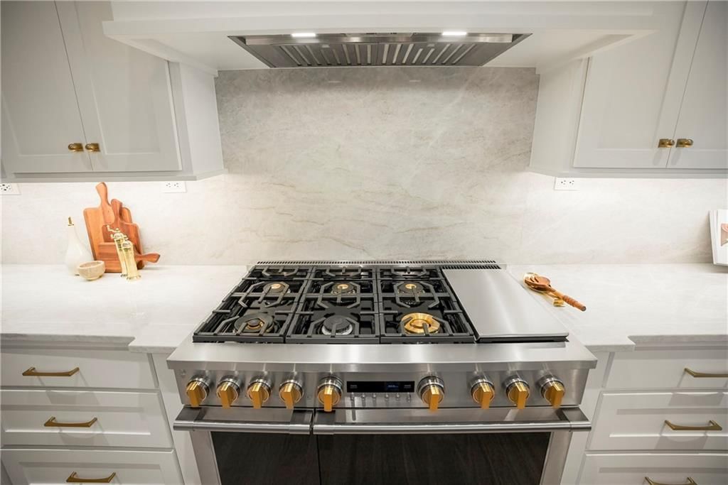 17220 Goddard Street — photo 15