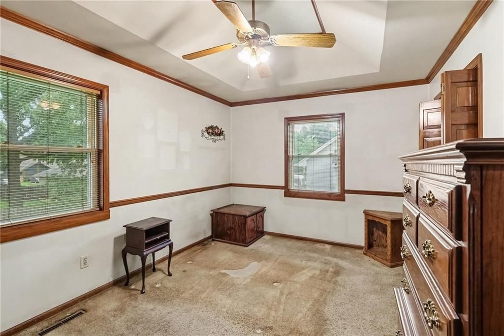 605 SE Westwind Drive — photo 6