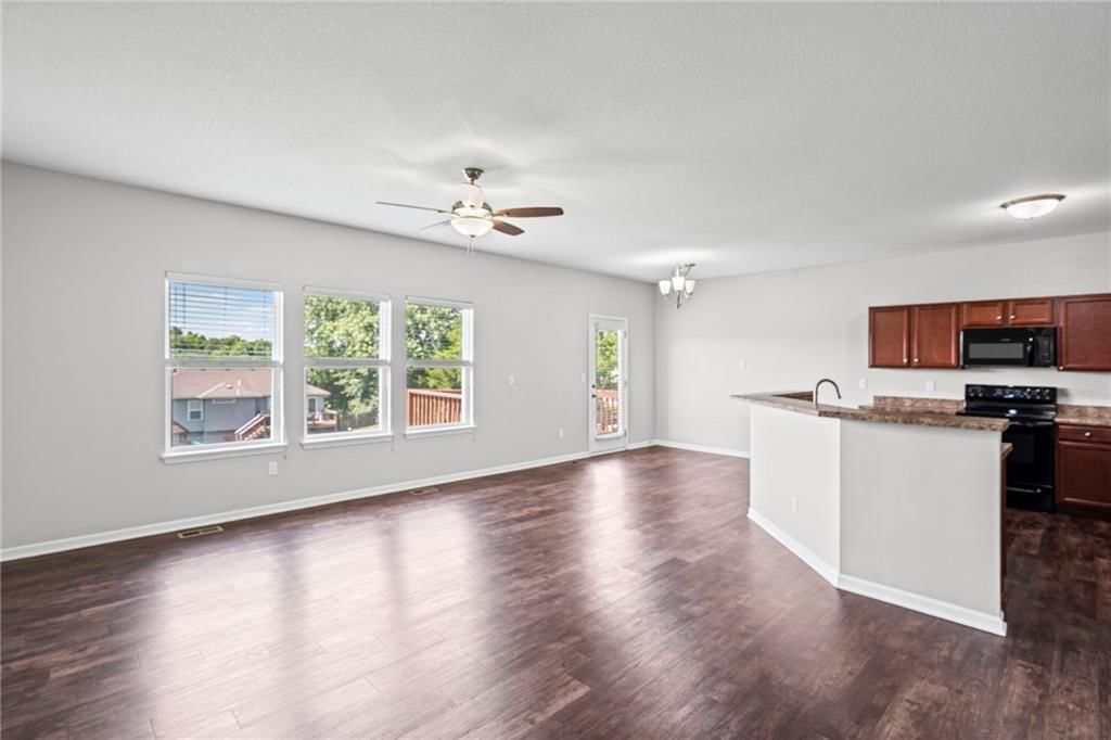 26165 W 141st Court — photo 6