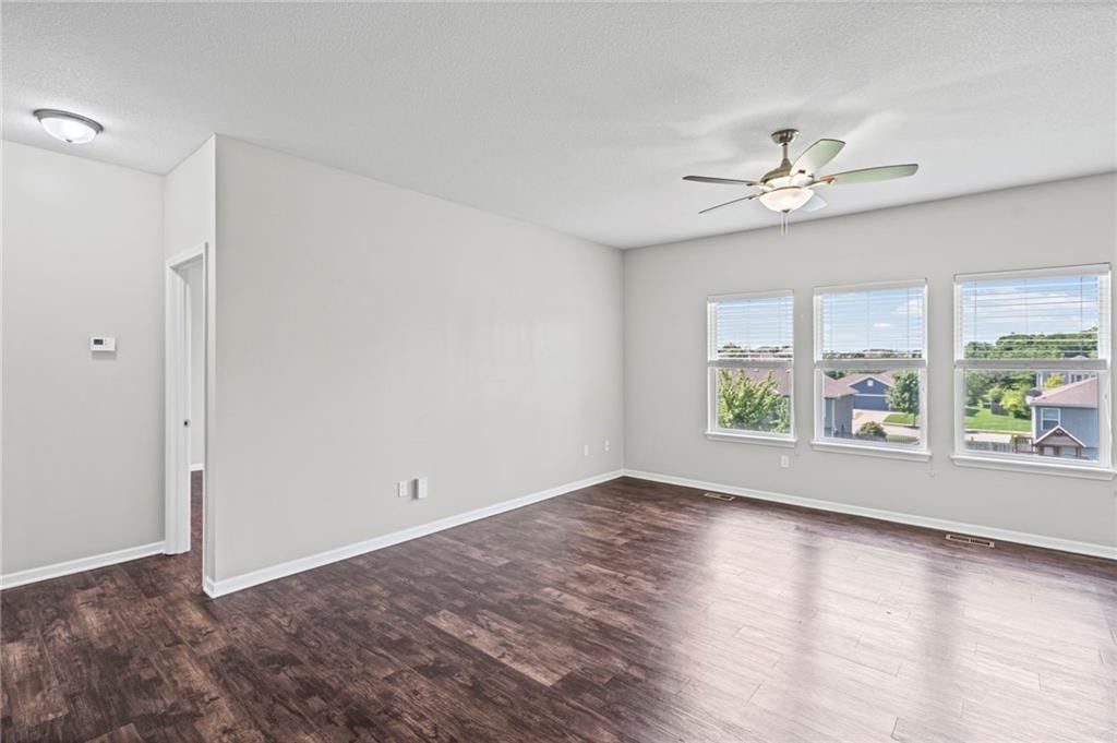 26165 W 141st Court — photo 7
