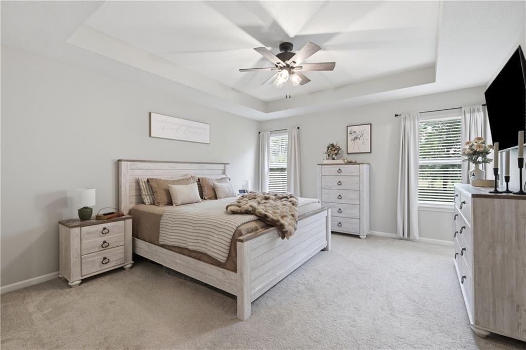 900 Crestwood Drive — photo 14