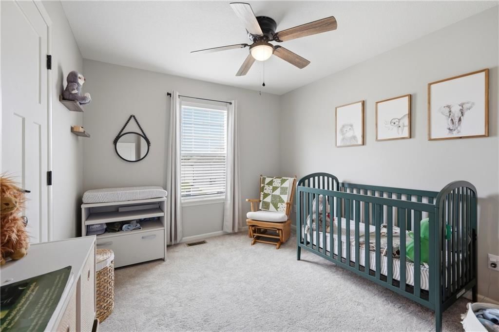 900 Crestwood Drive — photo 18