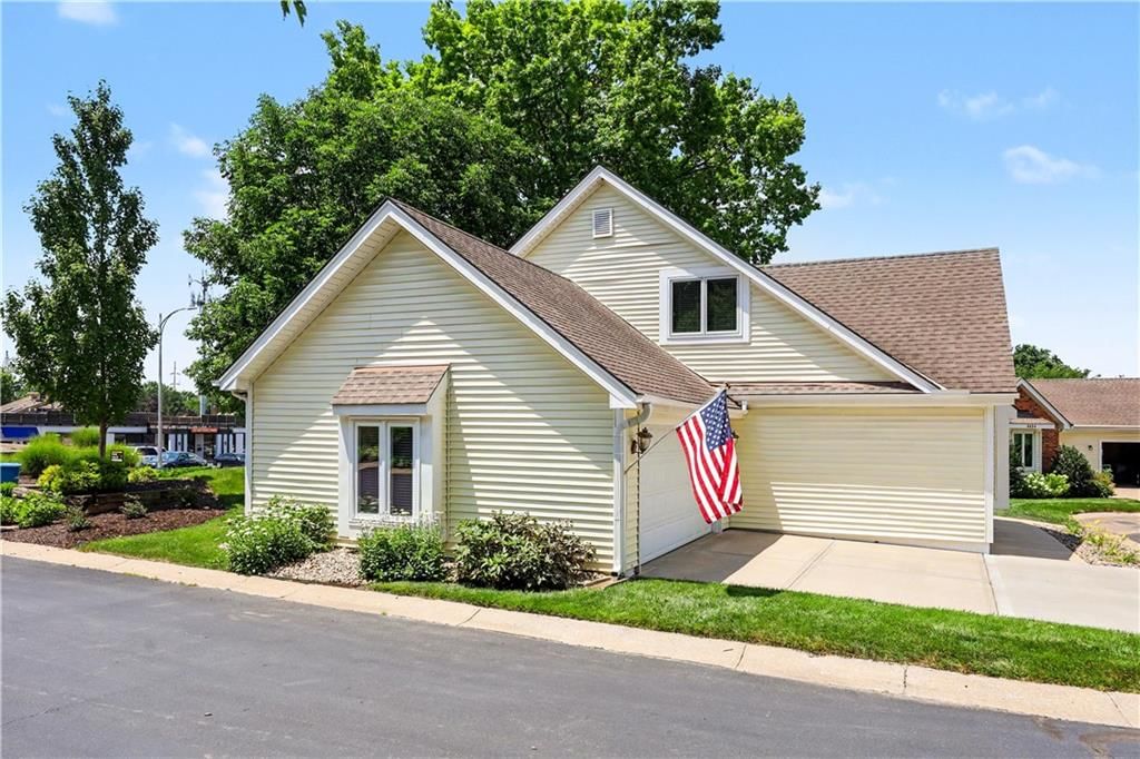 4530 W 90th Street — photo 2