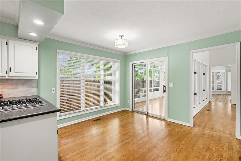 4530 W 90th Street — photo 11