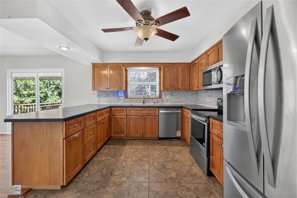 9200 Wyandotte Street — photo 13