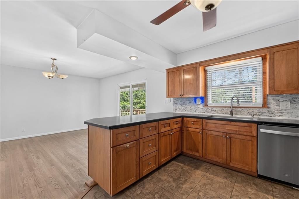 9200 Wyandotte Street — photo 14