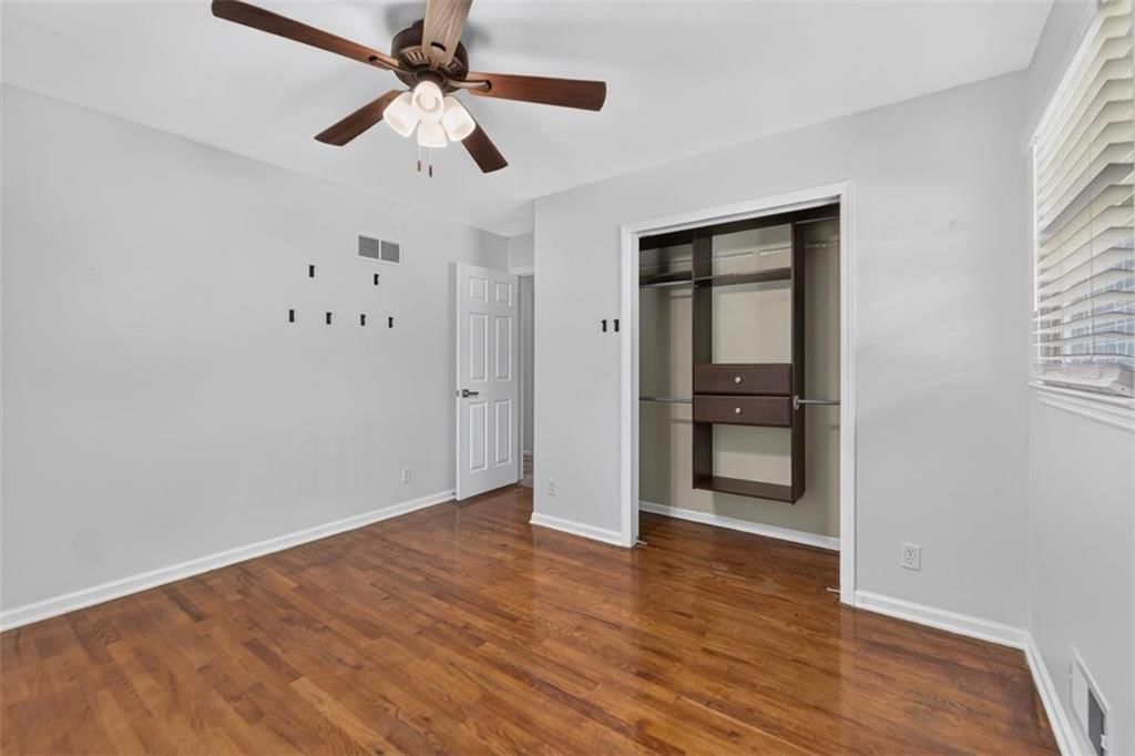 9200 Wyandotte Street — photo 29