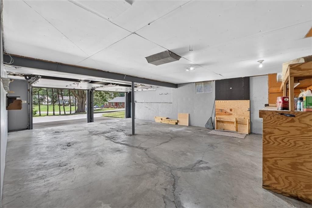 9200 Wyandotte Street — photo 37