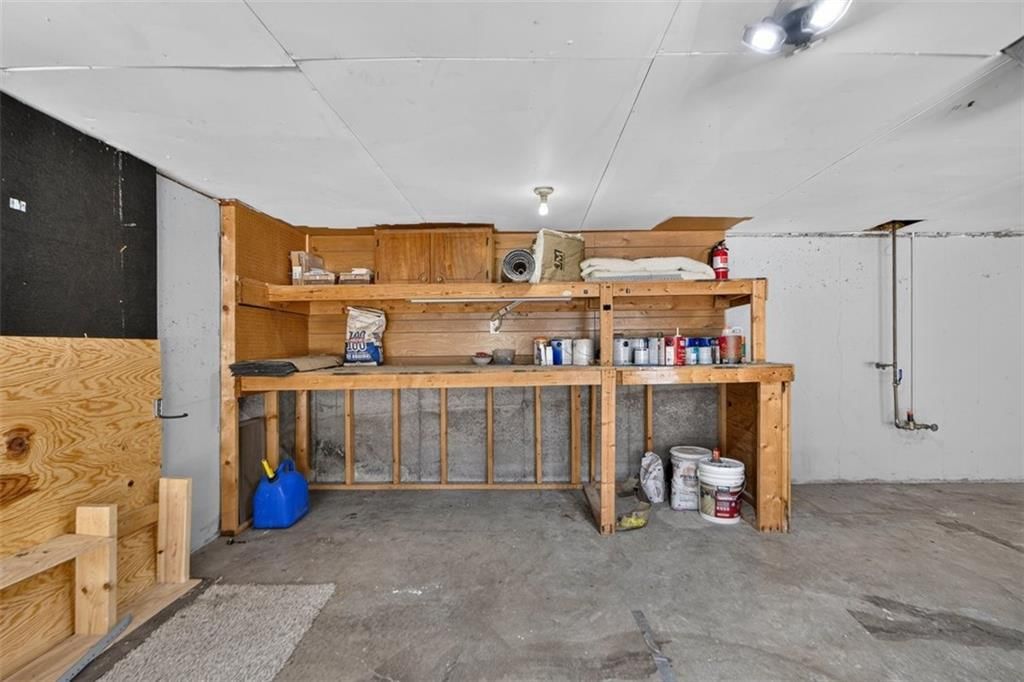 9200 Wyandotte Street — photo 40