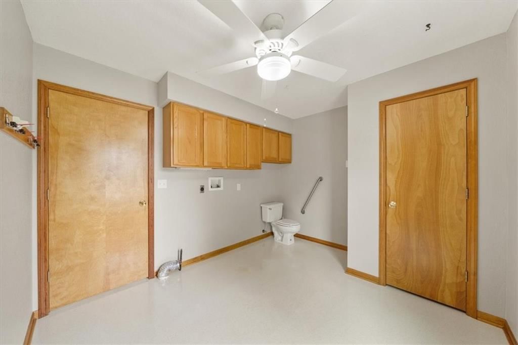 609 Main Street — photo 18