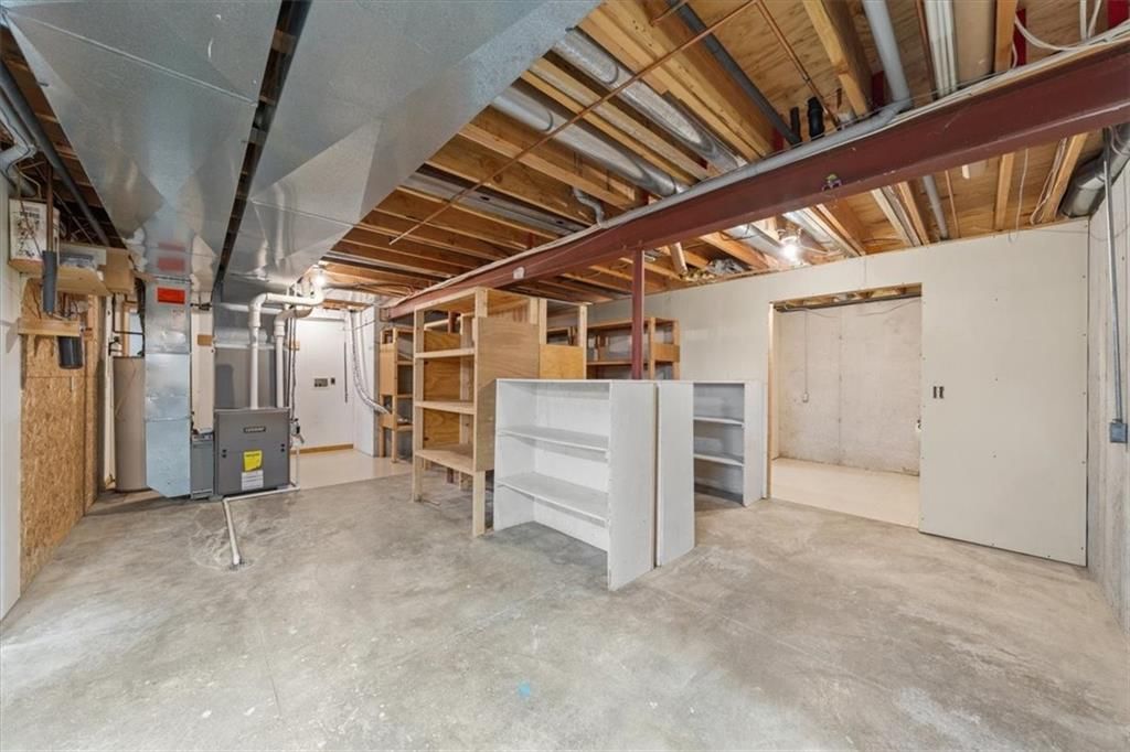 609 Main Street — photo 36