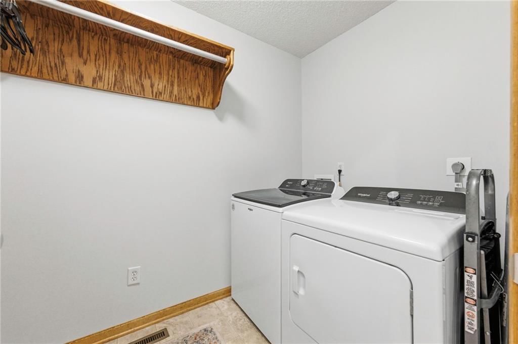 1824 S Aztec Avenue — photo 16