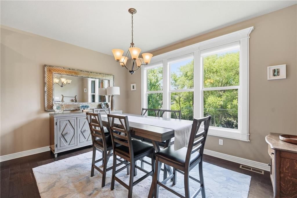 404 SE Mill Creek Drive — photo 20