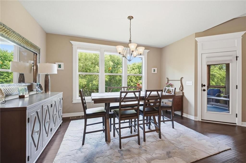 404 SE Mill Creek Drive — photo 21