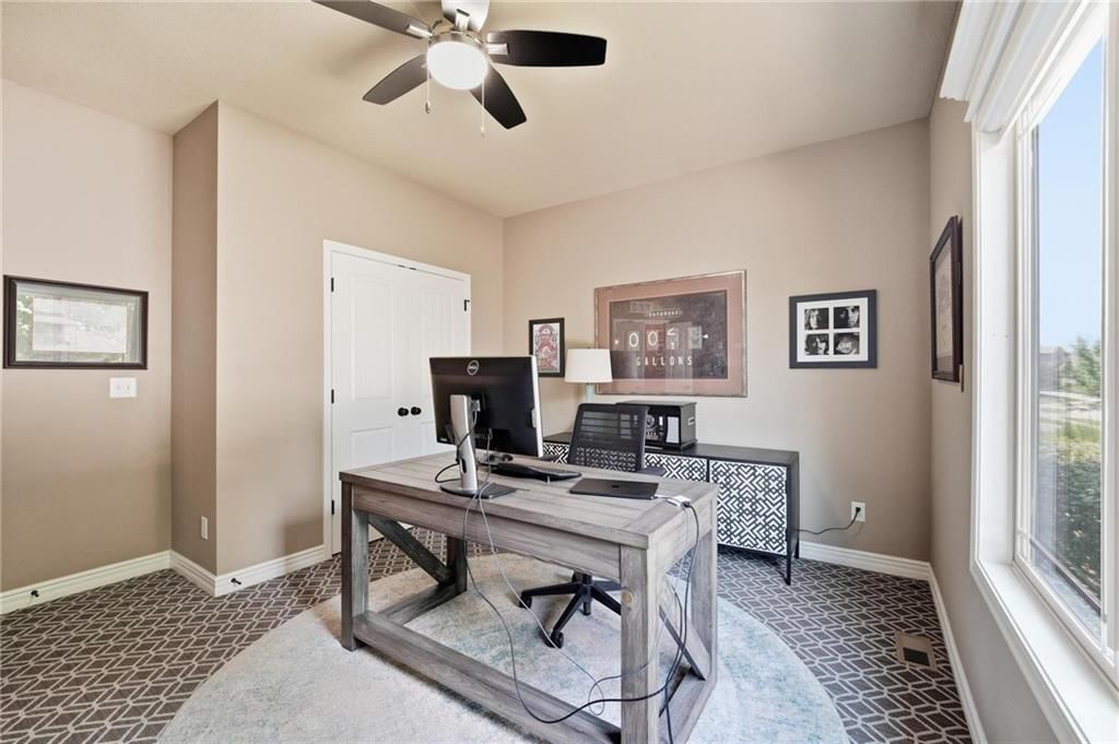 404 SE Mill Creek Drive — photo 25