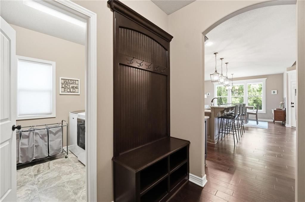 404 SE Mill Creek Drive — photo 32