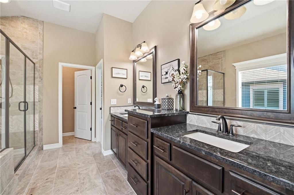 404 SE Mill Creek Drive — photo 38