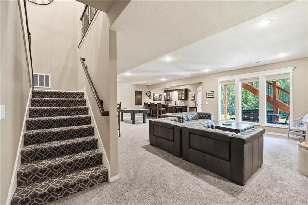 404 SE Mill Creek Drive — photo 44