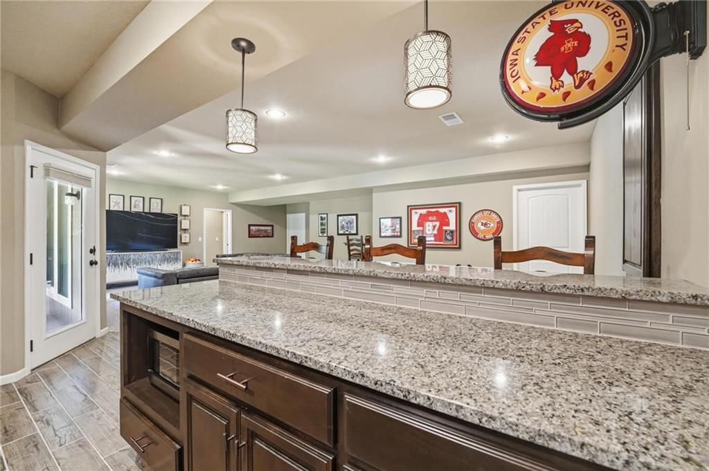 404 SE Mill Creek Drive — photo 55