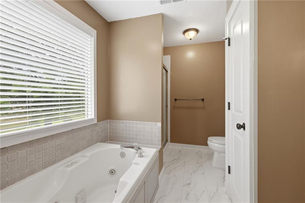 2405 NE Adams Dairy Road — photo 30