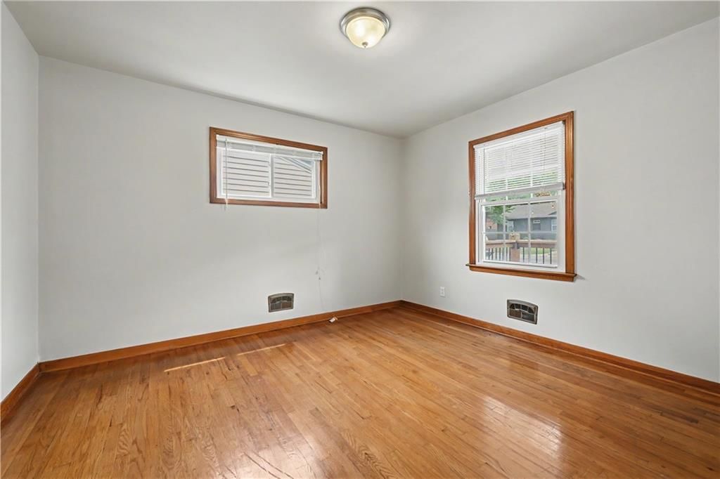 5115 N Cypress Avenue — photo 19