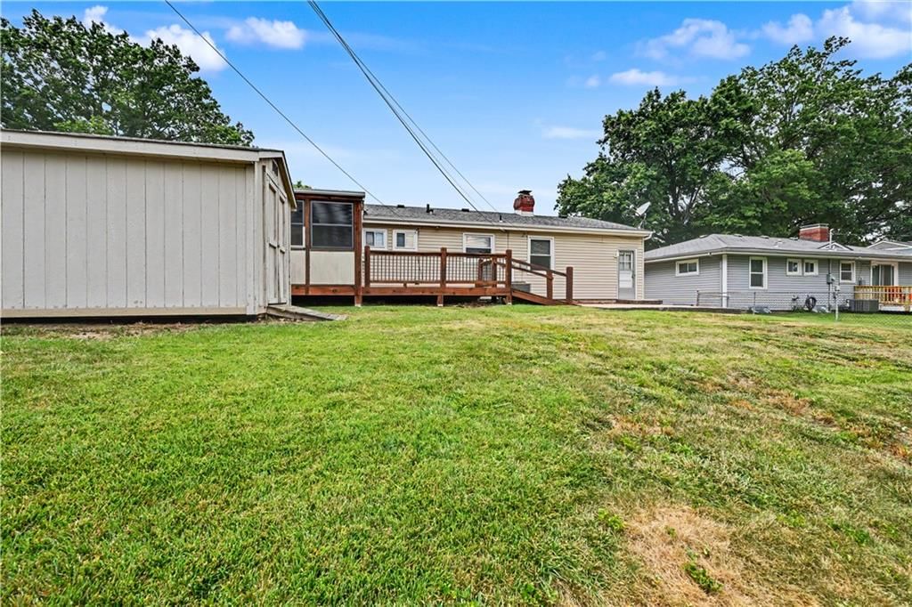 5115 N Cypress Avenue — photo 28