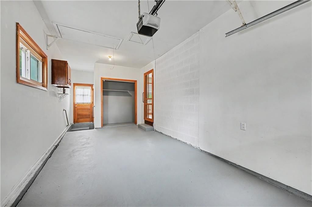 5115 N Cypress Avenue — photo 29