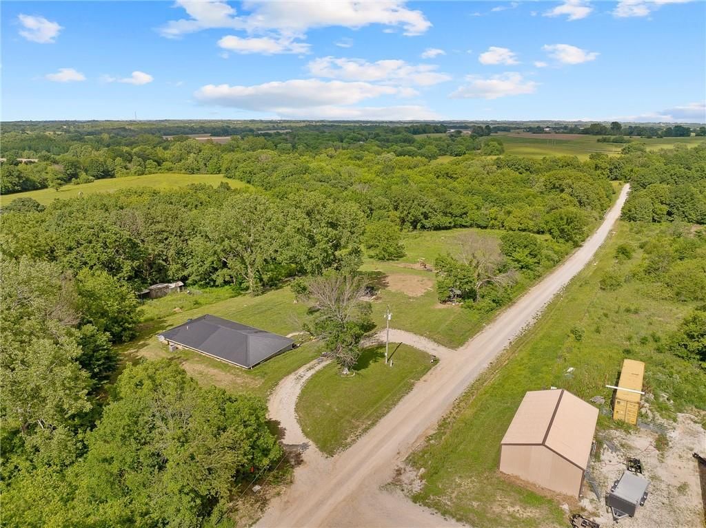 16527 Varner Road — photo 2