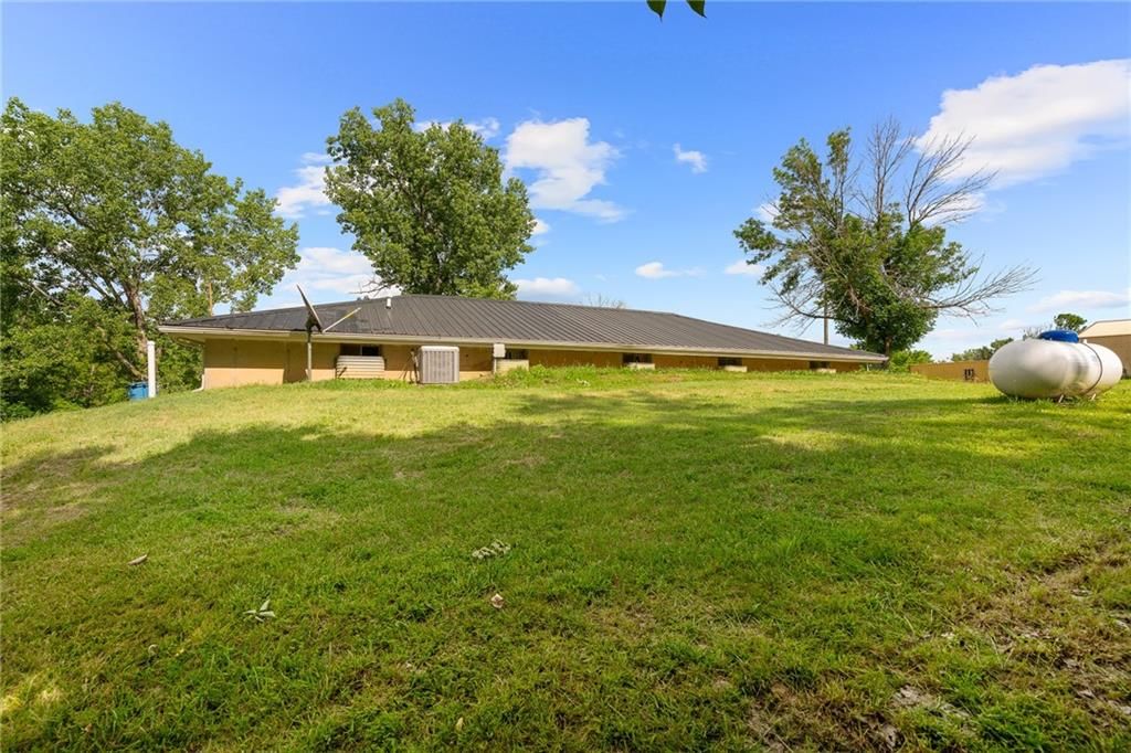 16527 Varner Road — photo 7