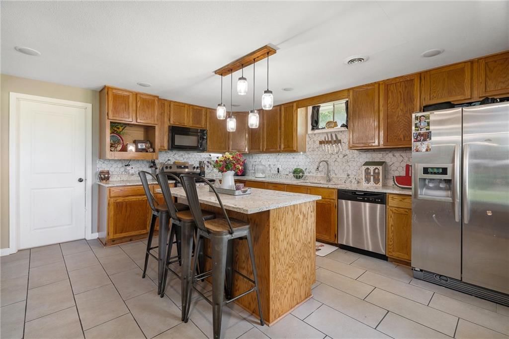 16527 Varner Road — photo 8