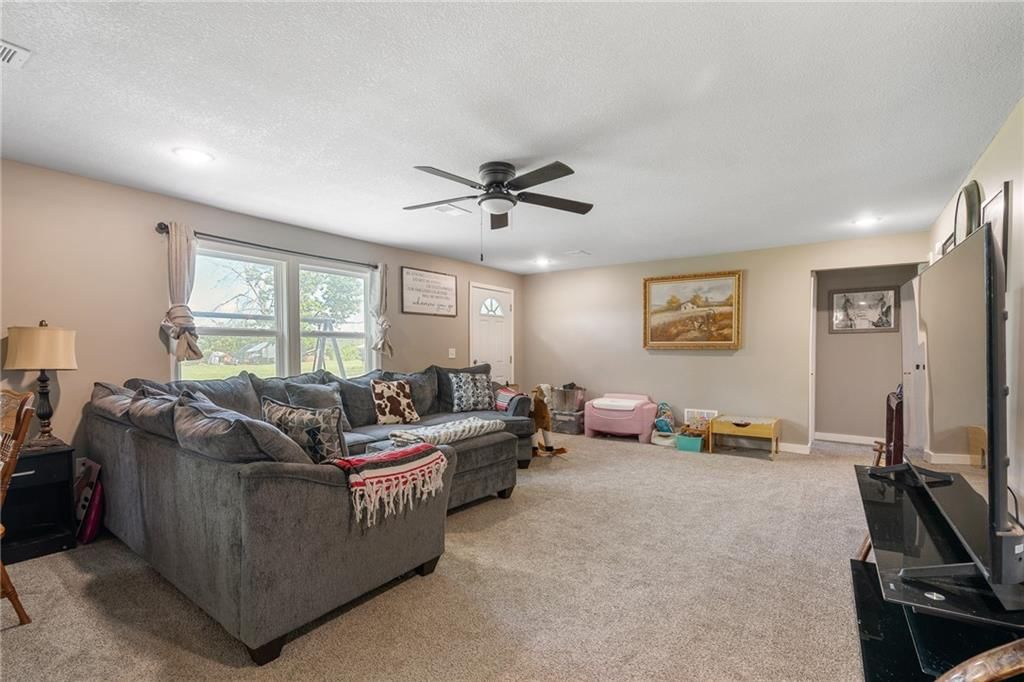 16527 Varner Road — photo 15