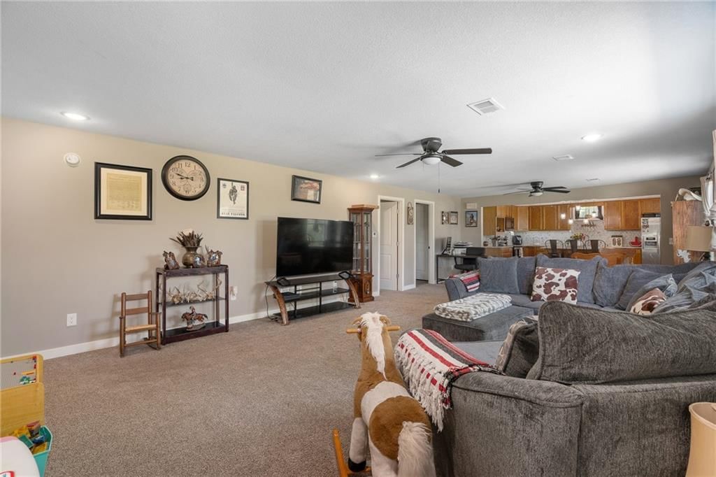 16527 Varner Road — photo 16