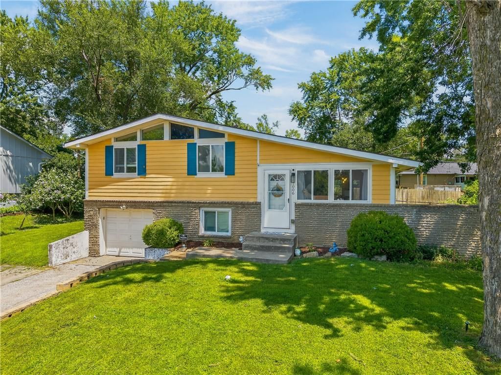 7006 NW 77th Street — photo 3