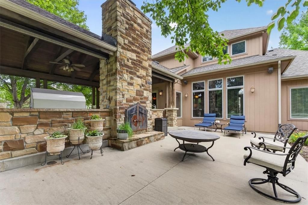 Photo 51 of 66 - 9406 Pleasant Avenue, Kansas City, MO 64138