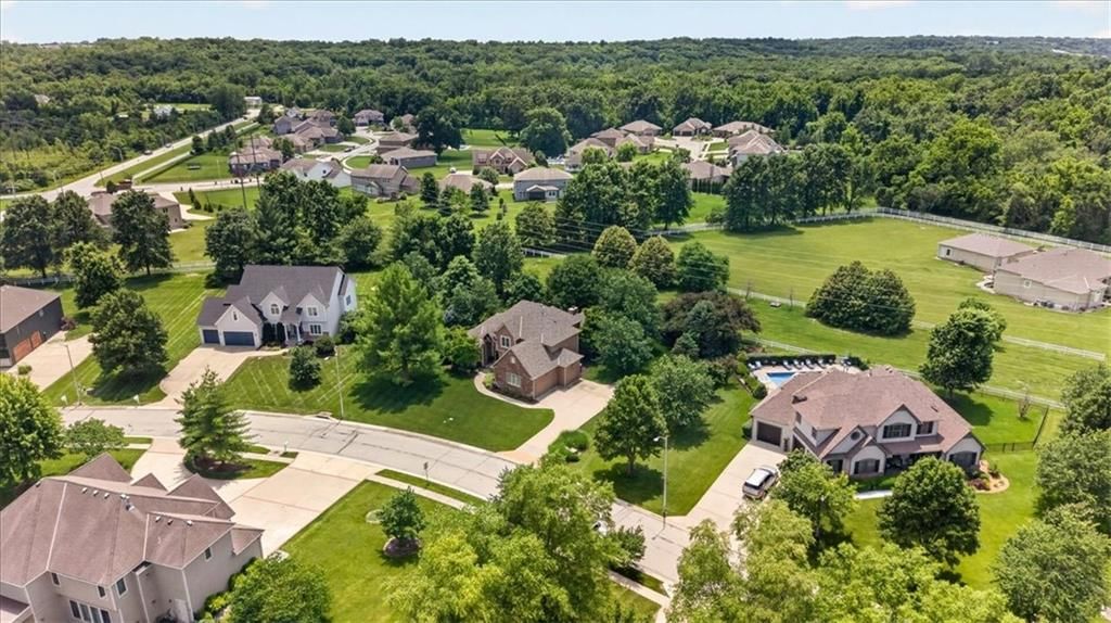 Photo 54 of 66 - 9406 Pleasant Avenue, Kansas City, MO 64138