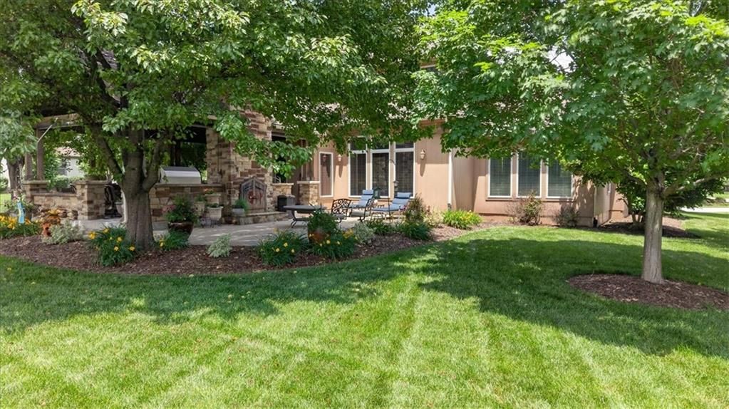 Photo 56 of 66 - 9406 Pleasant Avenue, Kansas City, MO 64138